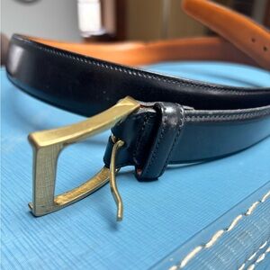 Mens Cortina Hand Polished Leather Large 40  with Gold Buckle